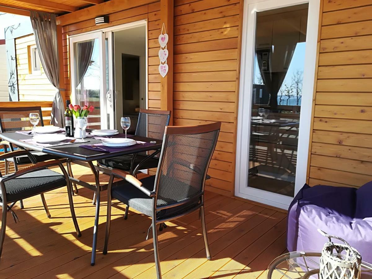 Holiday Home Happiness Privlaka  Buitenkant foto